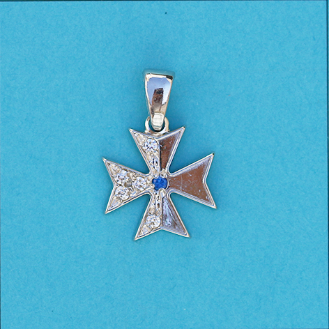 Maltese Cross PendantSolid Half Plain Half Zirc No.1 - D Goldline