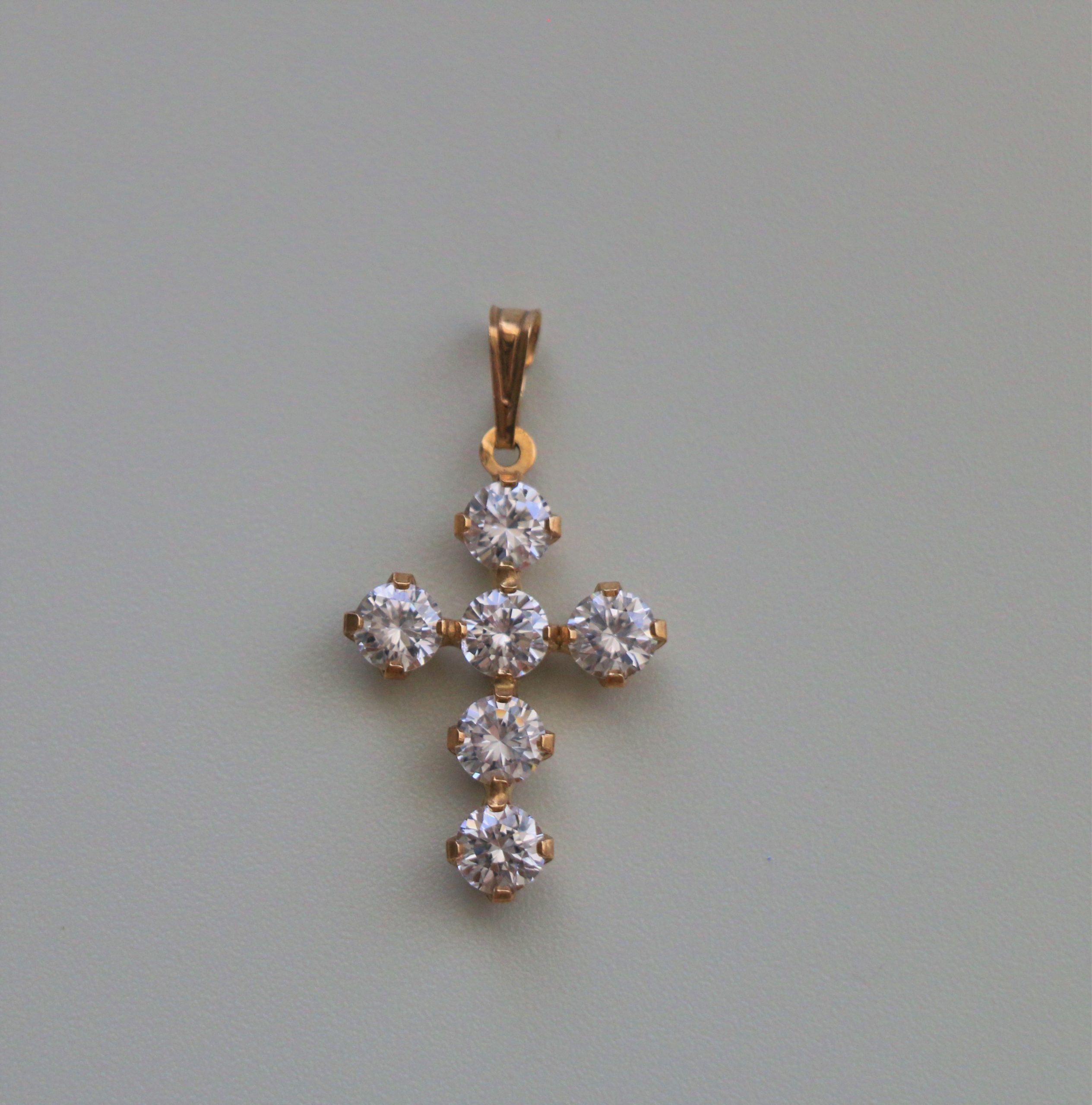 9kt Crucifix With Stones - D Goldline